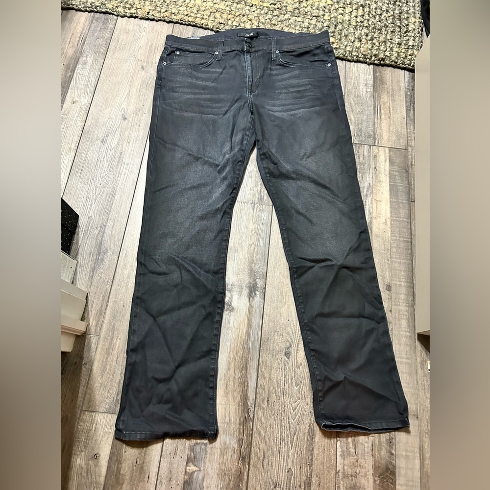 Joe's Jeans Men's distressed Black straight leg Bootcut Jeans